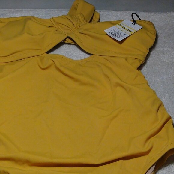 Shade & Shore Women's Asymmetric Twist One Piece Swimsuit Gold S,M.XL - Picture 14 of 16